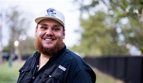 does luke combs write his own music? exploring the depths of his songwriting process